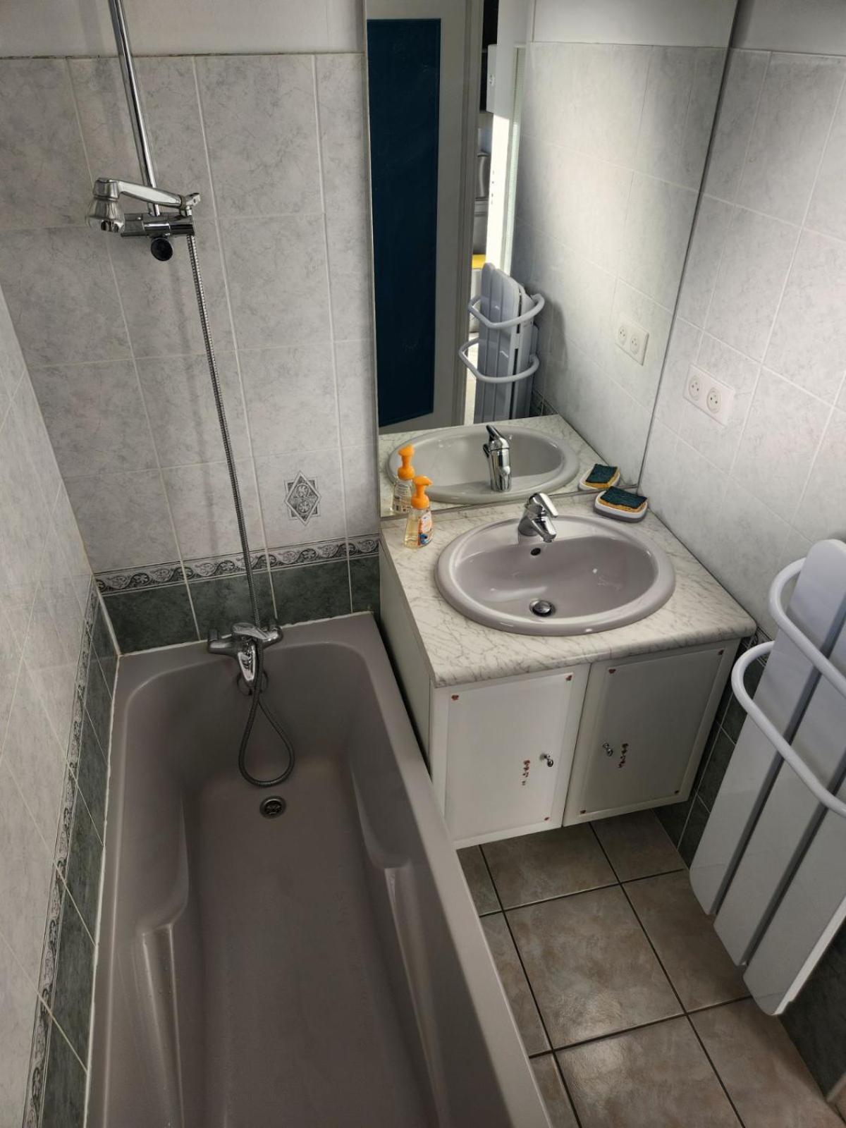 Logement Cosy Au Coeur D'Oradour 外观 照片